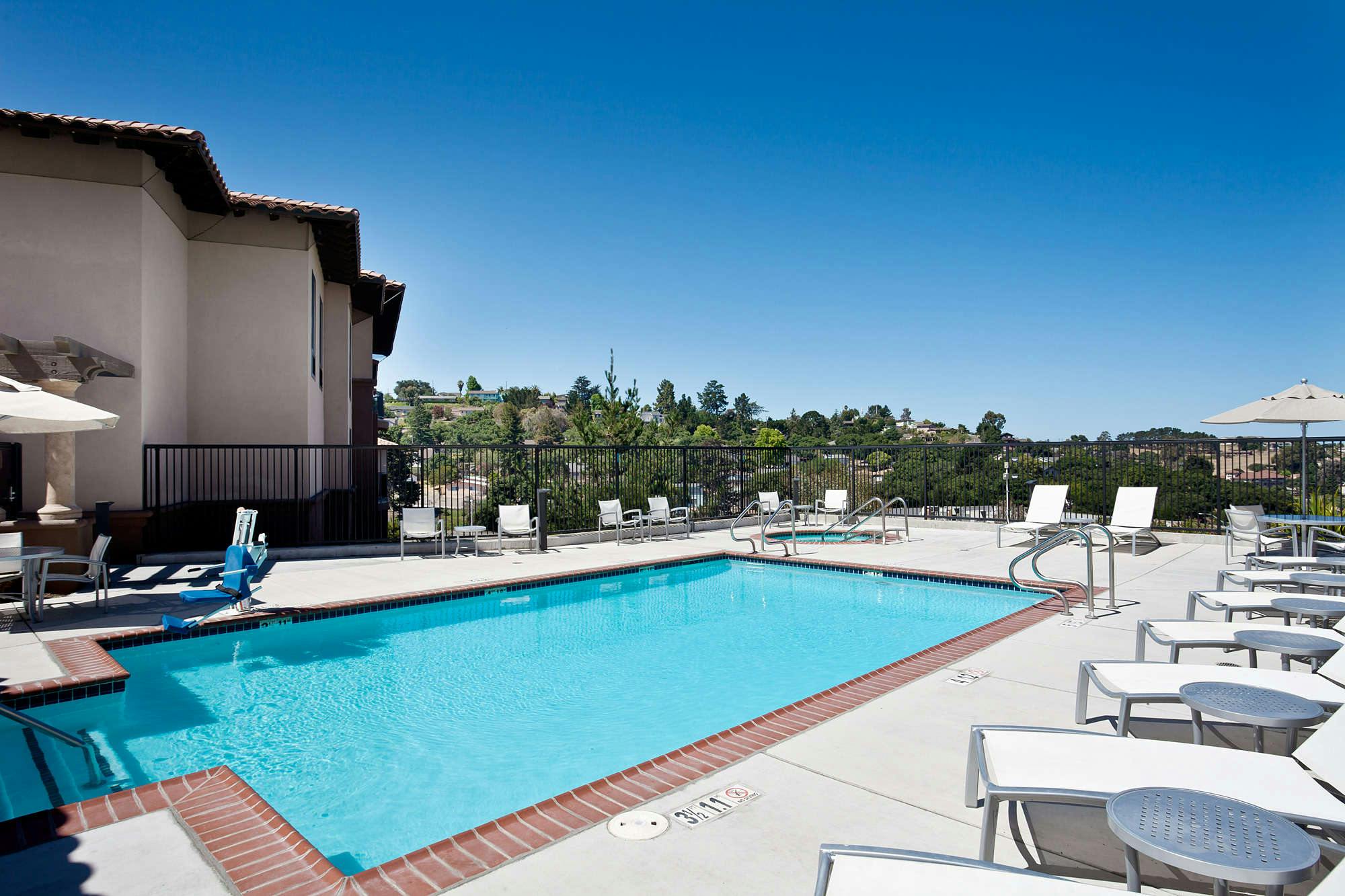 Hotel Hampton Inn & Suites Arroyo Grande photo 1