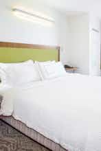 Hotel SpringHill Suites by Marriott Wichita East at Plazzio photo 1