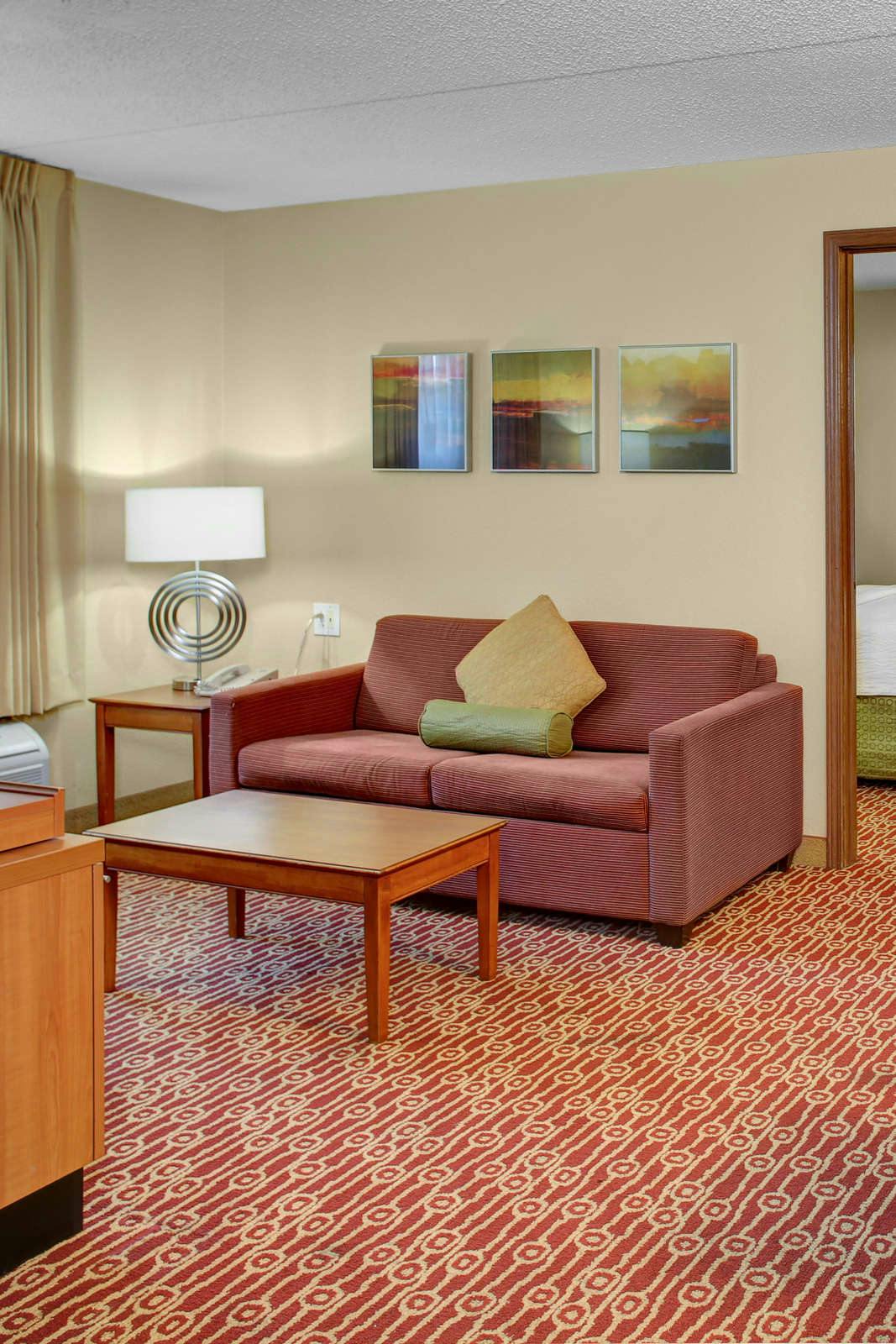 Hotel MainStay Suites Middleburg Heights photo 3