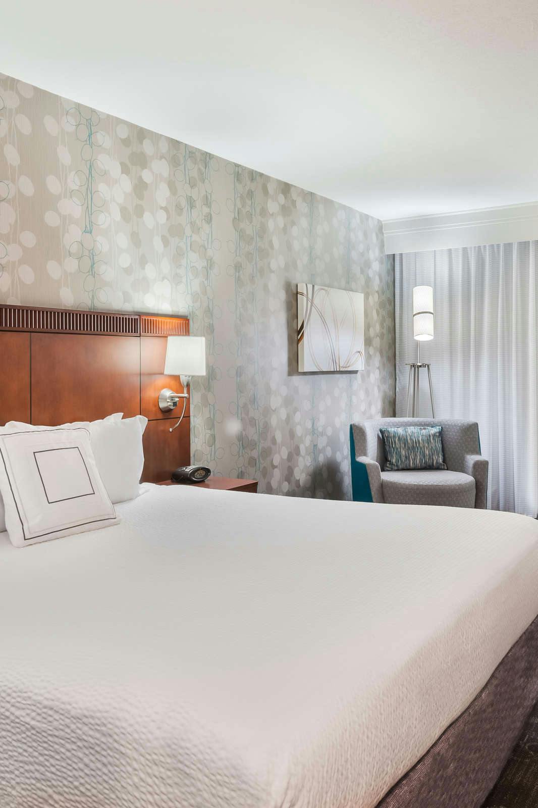 Hotel Courtyard by Marriott Gulfport Beachfront photo 4