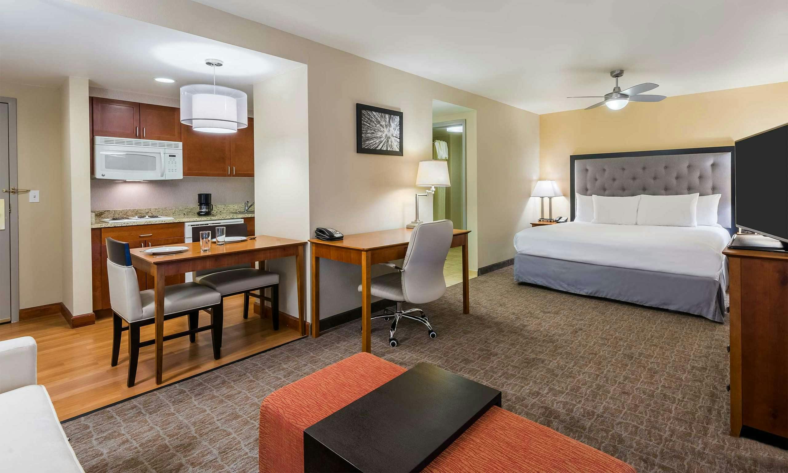 Last Minute Hotel Deals In St Louis Hoteltonight