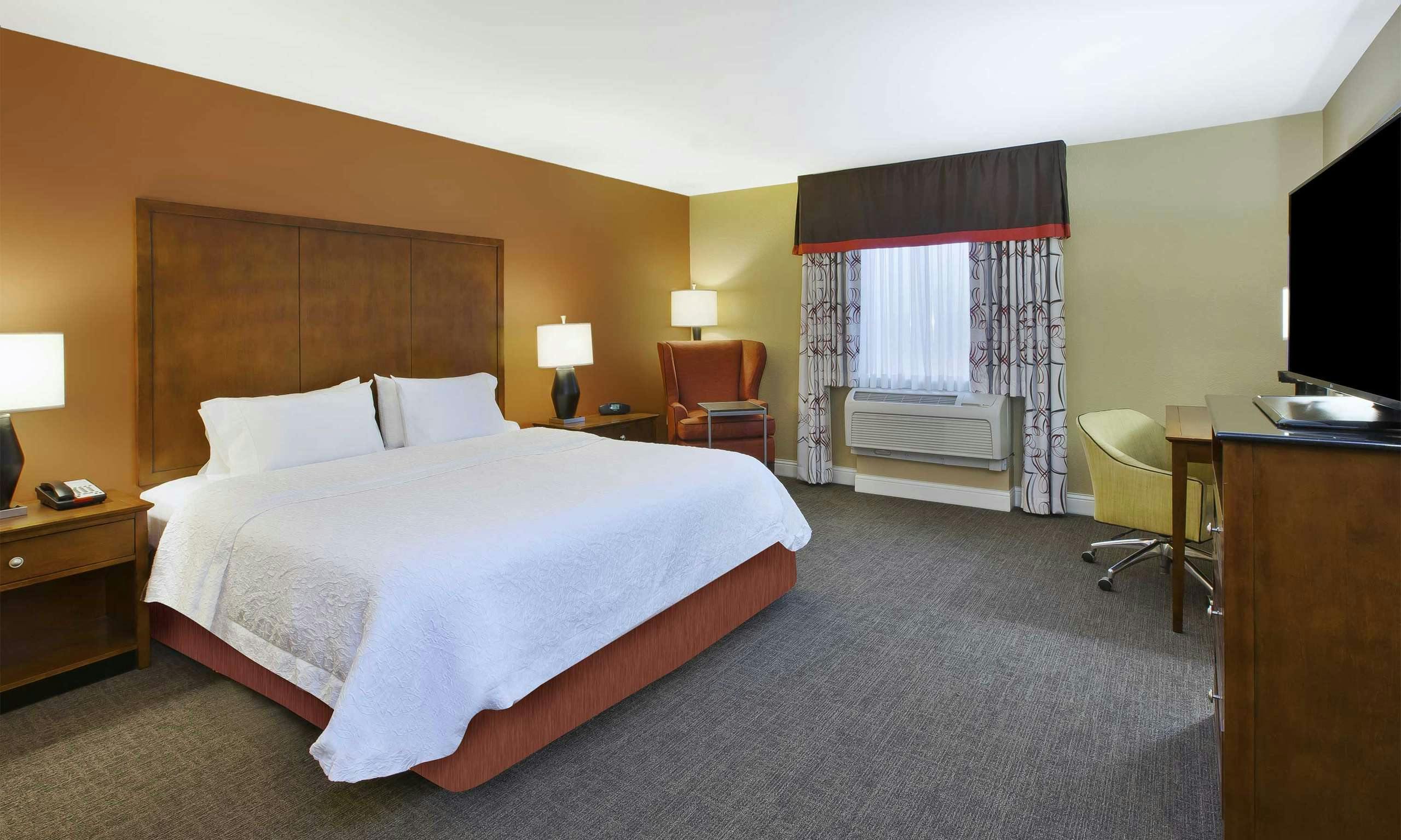 Hampton Inn & Suites Wichita-Northeast