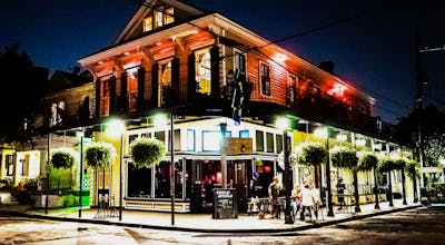 Royal Street Inn & R Bar