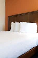 Hotel Village Inn Springfield photo 1