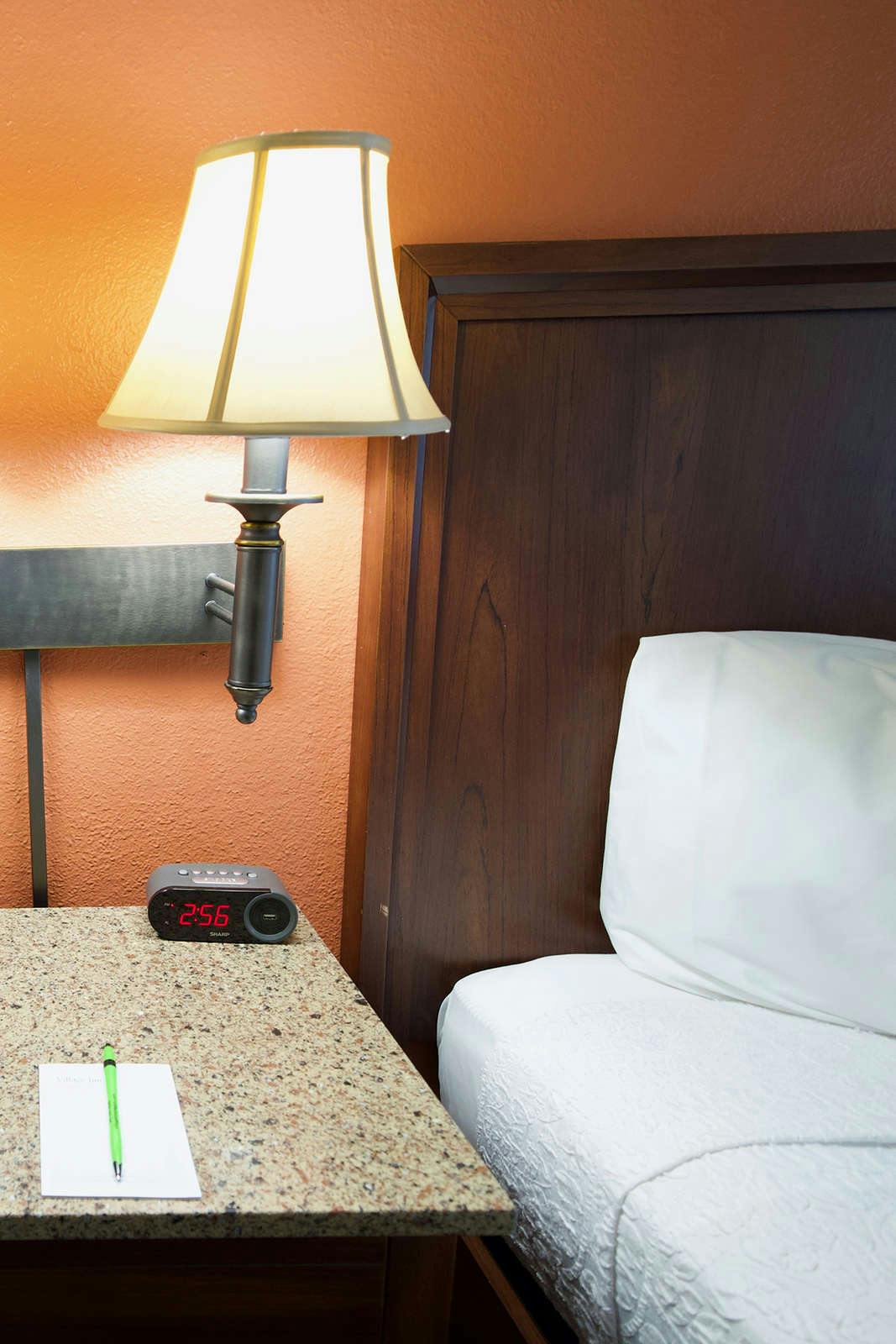 Hotel Village Inn Springfield photo 3