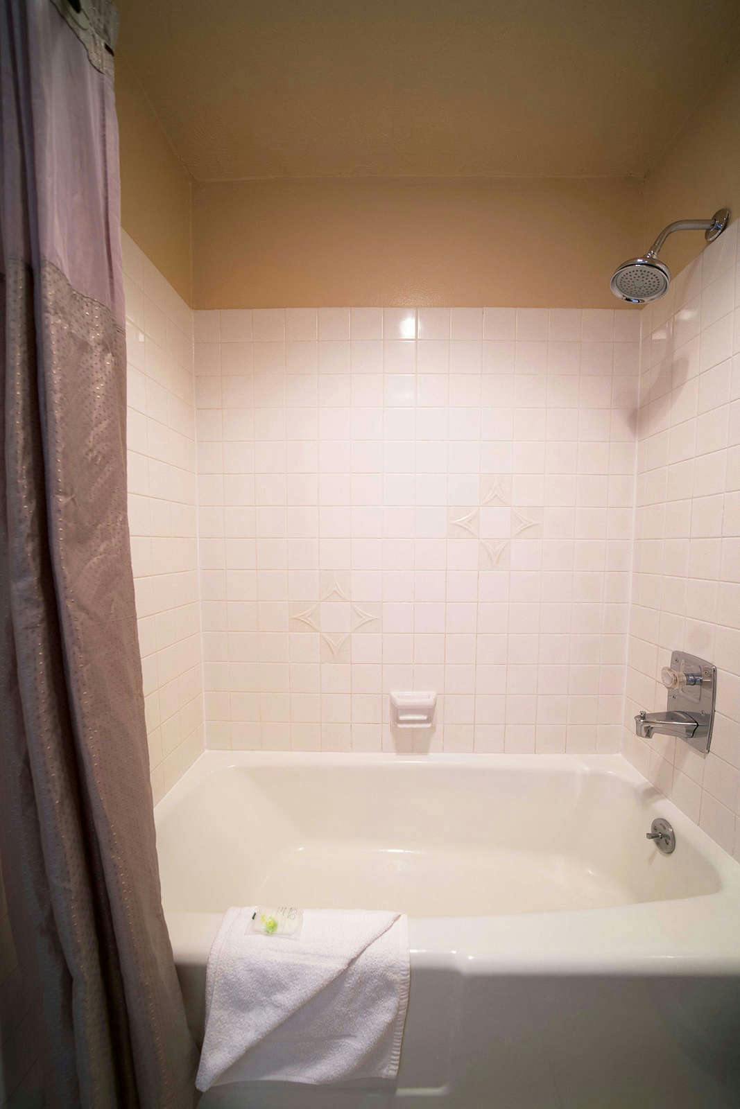 Hotel Village Inn Springfield photo 5