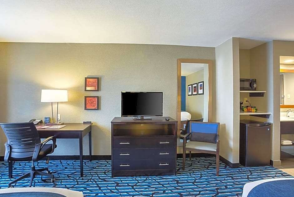 Comfort Suites University Baton Rouge Hoteltonight