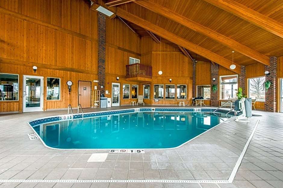 Last Minute Hotel Deals In Triadelphia Hoteltonight