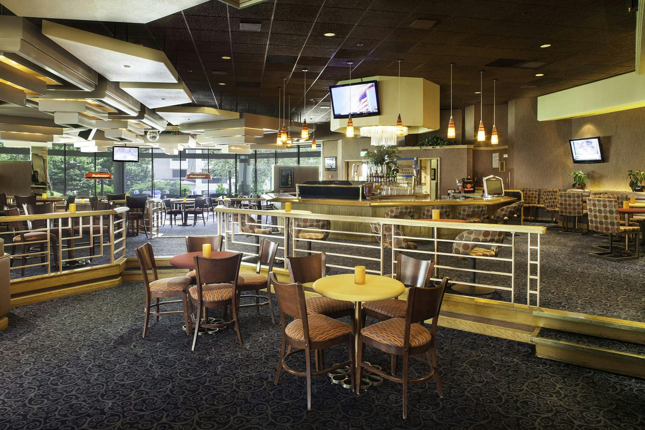 Hotel DoubleTree by Hilton Colorado Springs photo 3