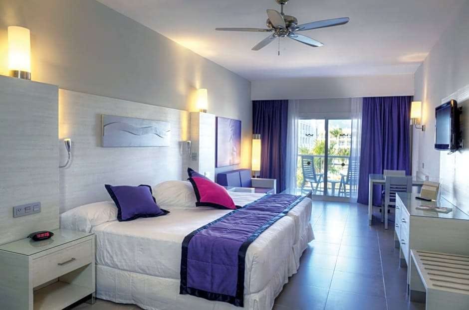 Hotel Riu Palace Bavaro All Inclusive photo 5