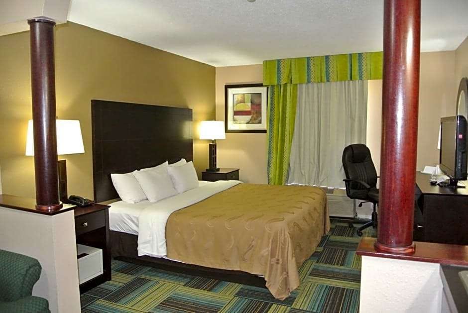 Quality Inn Suites Arnold St Louis Missouri Around Me
