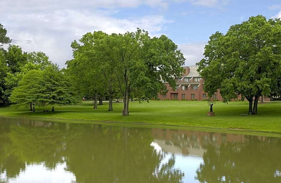 New Harmony Inn Resort and Conference Center