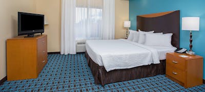 Fairfield Inn & Suites by Marriott Louisville East