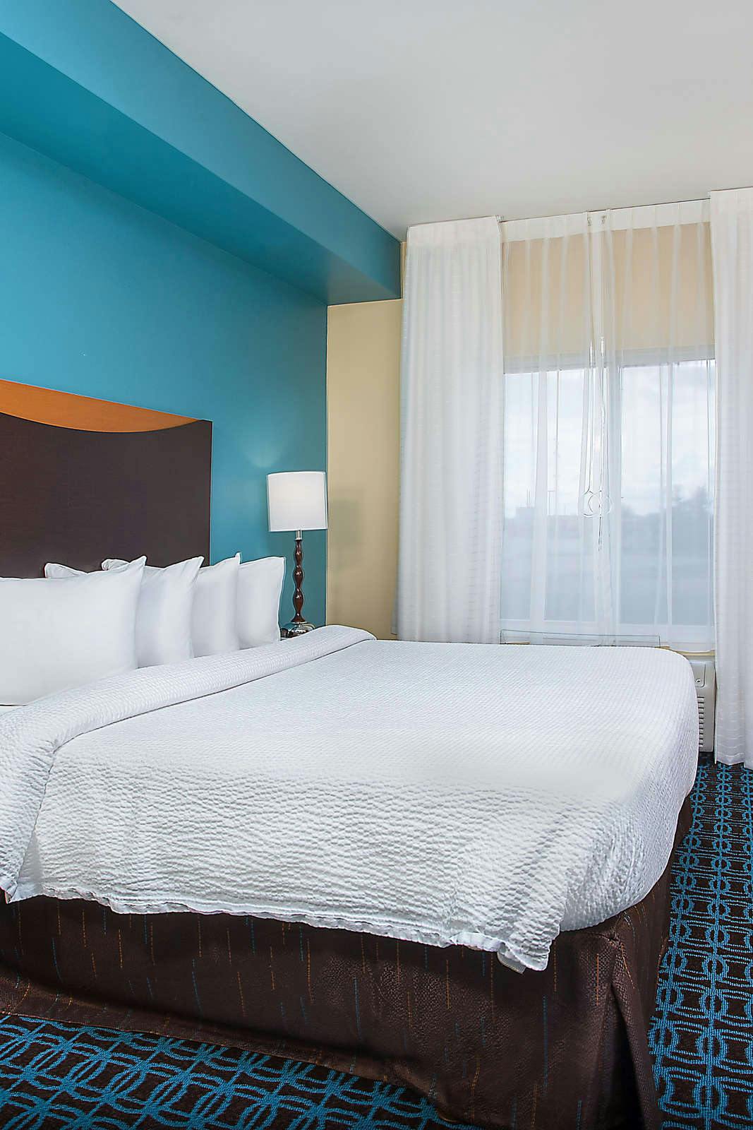 Hotel Fairfield Inn & Suites by Marriott Louisville East photo 1