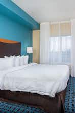 Hotel Fairfield Inn & Suites by Marriott Louisville East photo 1