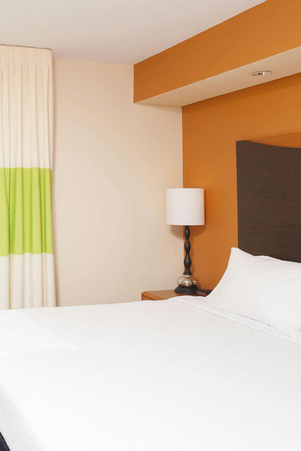 Hotel Fairfield Inn and Suites by Marriott Muskegon Norton Shores photo 1