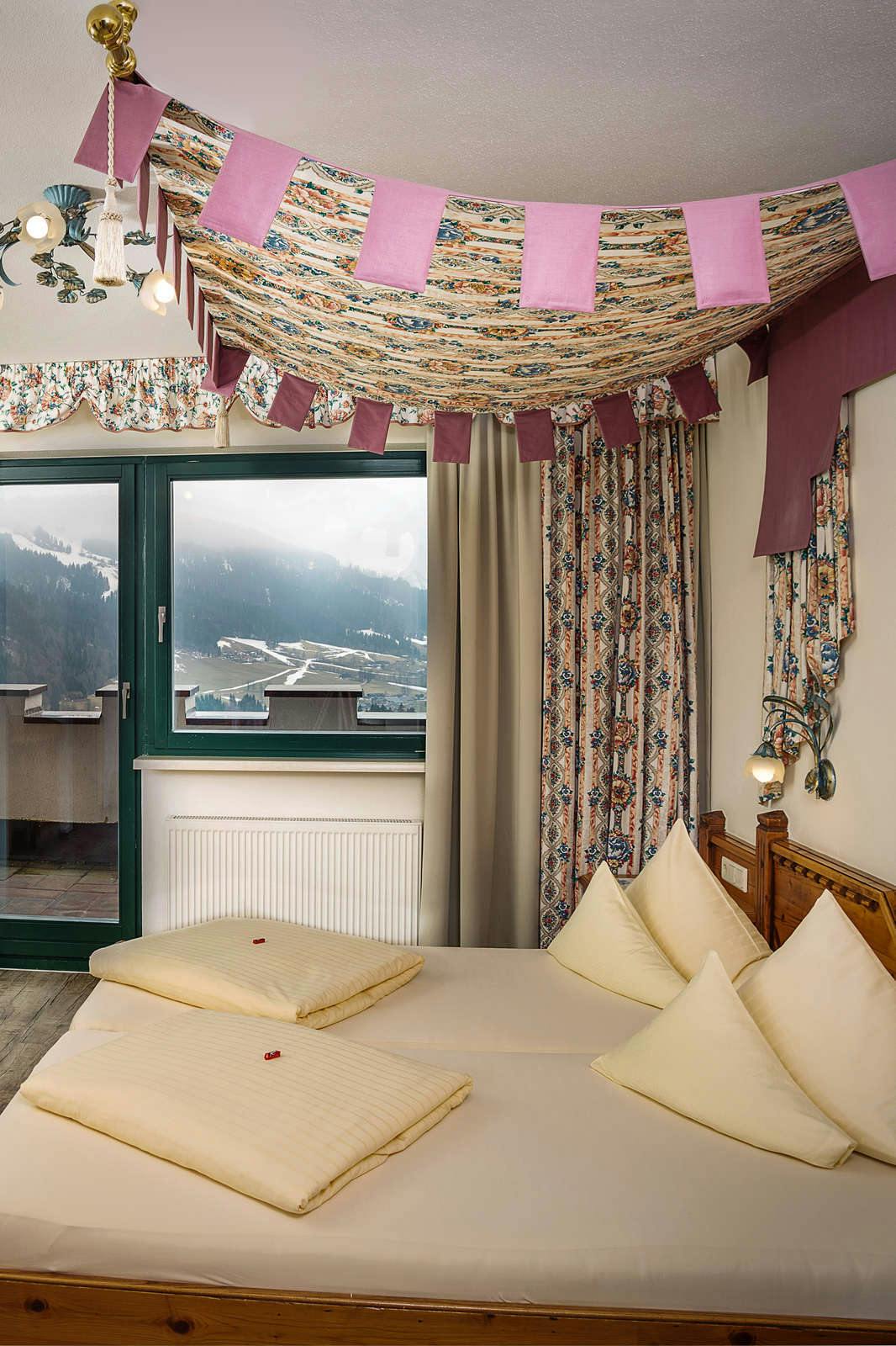 Hotel Hotel AlpenSchlössl photo 3