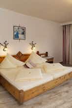 Hotel Hotel AlpenSchlössl photo 2