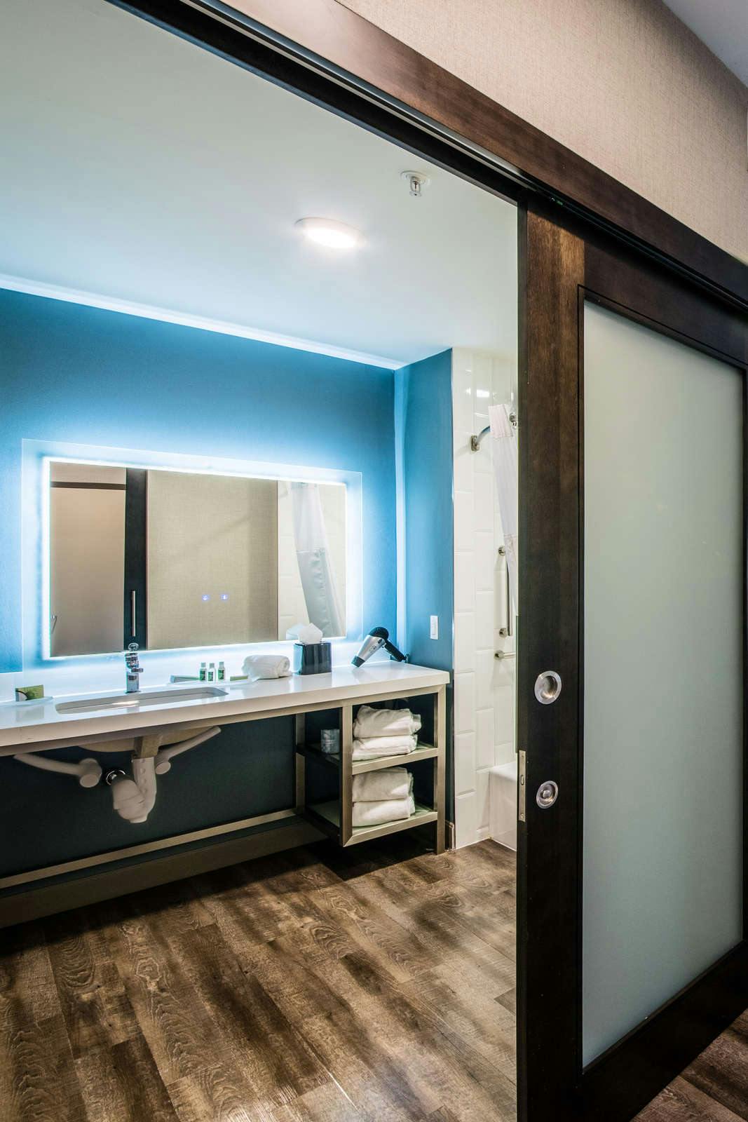 Hotel Cambria Hotel McAllen Convention Center photo 5