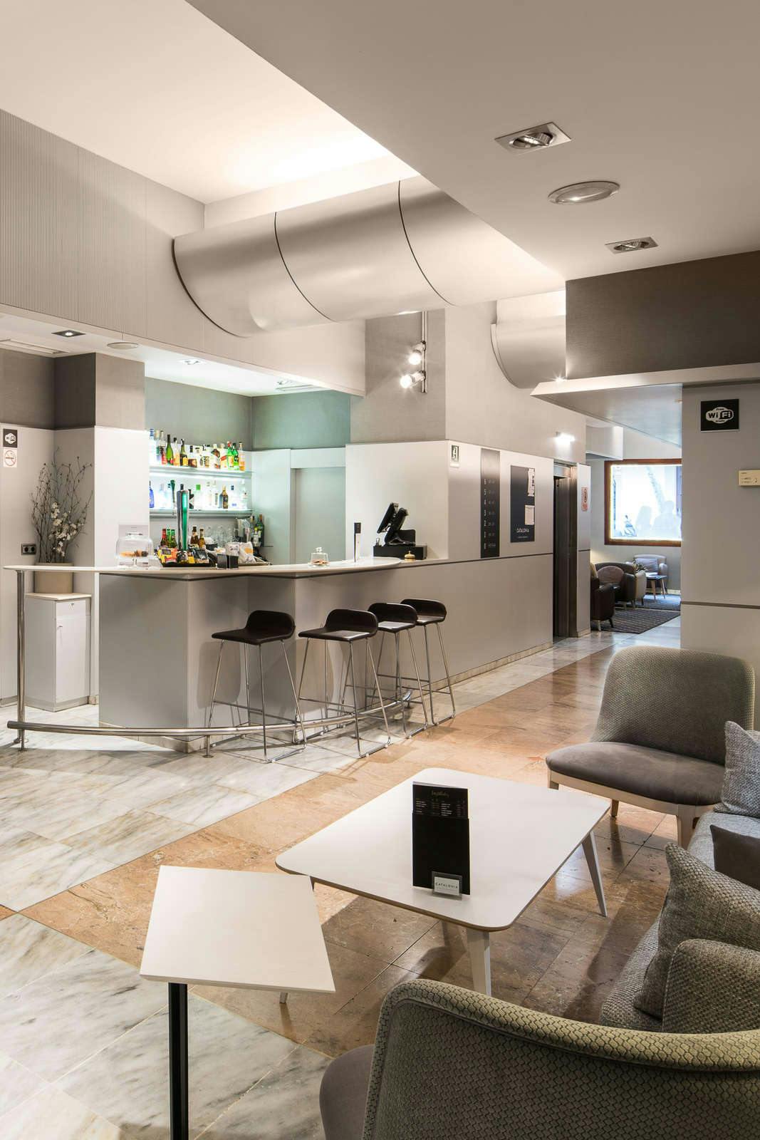 Hotel Catalonia Gracia photo 2