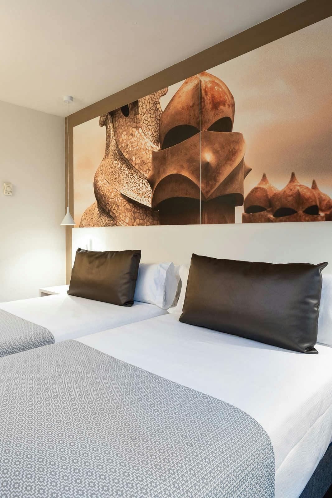 Hotel Catalonia Gracia photo 4