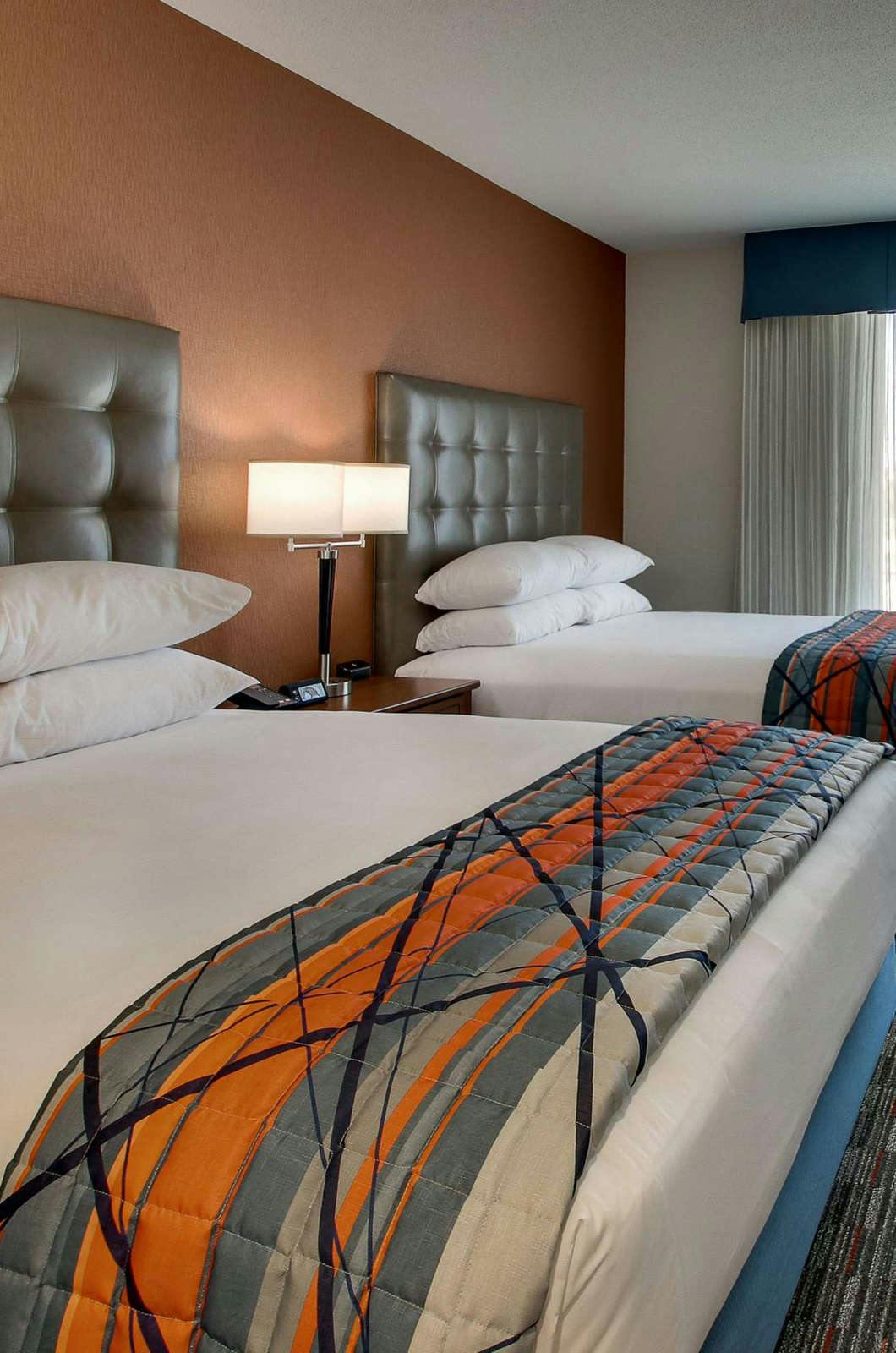Hotel Drury Inn and Suites Iowa City Coralville photo 5