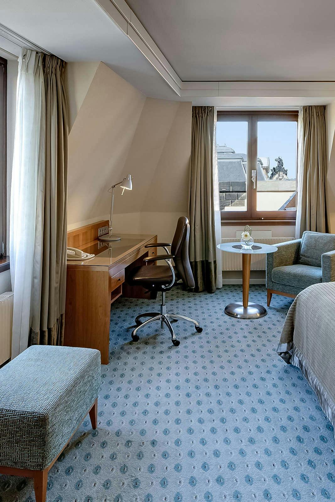 Hotel Hilton Dresden an der Frauenkirche photo 4