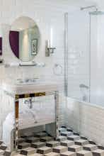 Hotel Monsieur Cadet Hotel & Spa - Suite Bauhaus photo 4