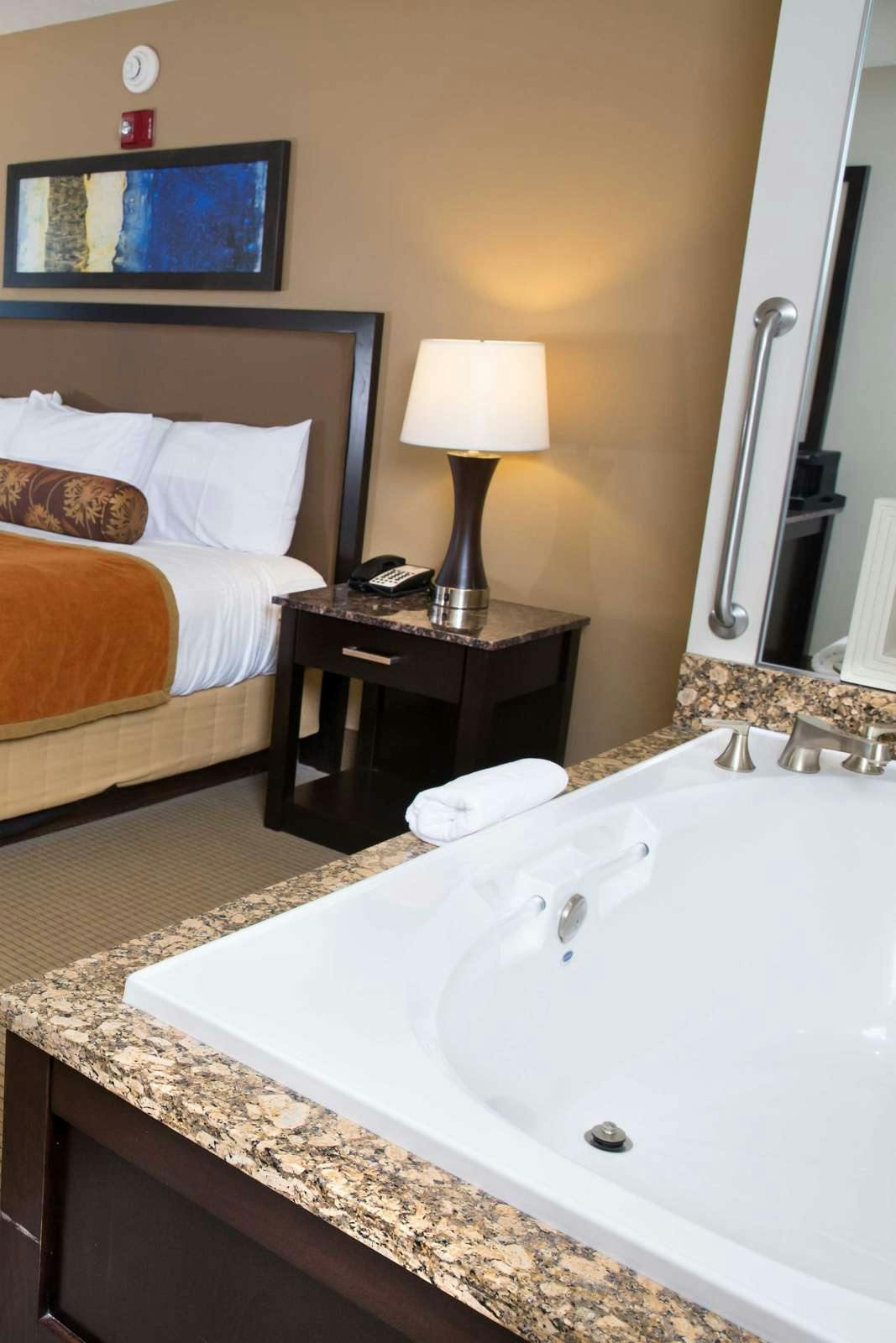 Hotel Isle of Capri Boonville - A Caesars Rewards Destination photo 4