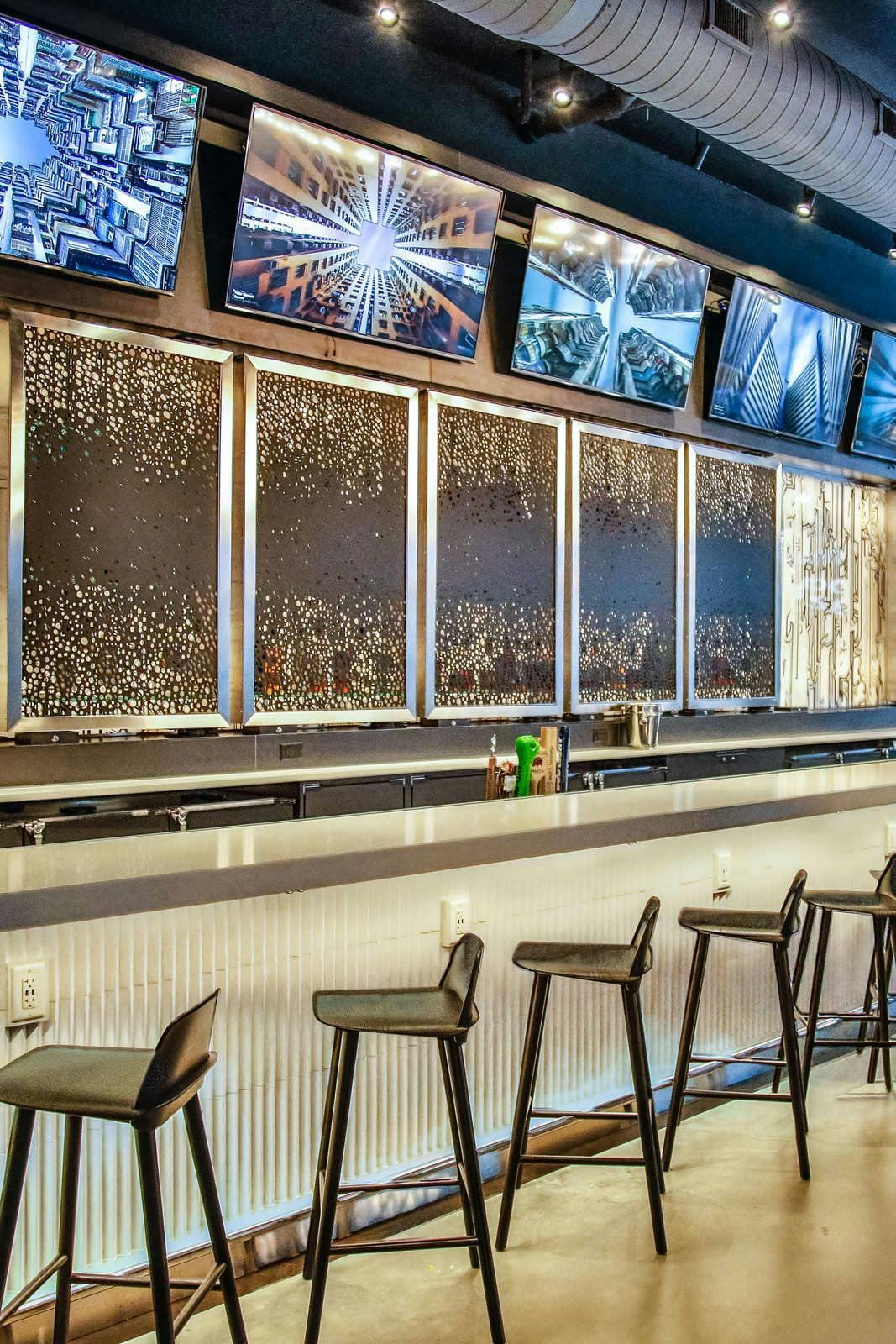 Hotel Aloft Chicago Mag Mile photo 4