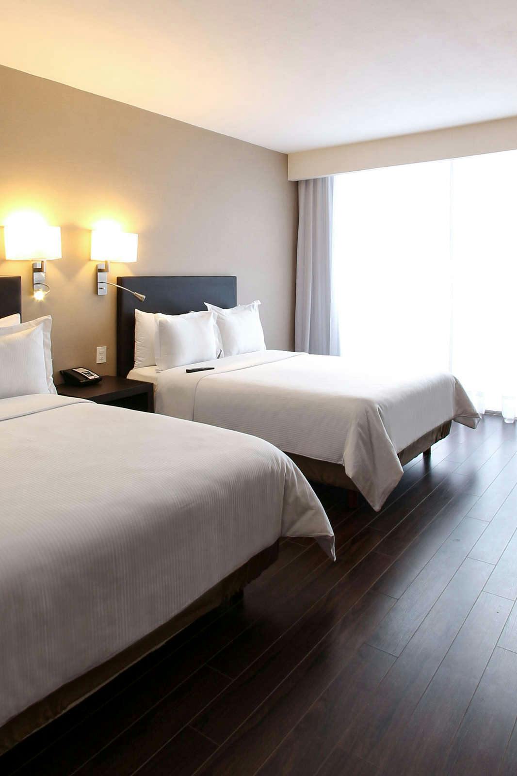 Hotel Fiesta Inn Morelia Altozano photo 5