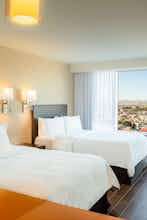 Hotel Fiesta Inn Express Queretaro Constituyentes photo 2