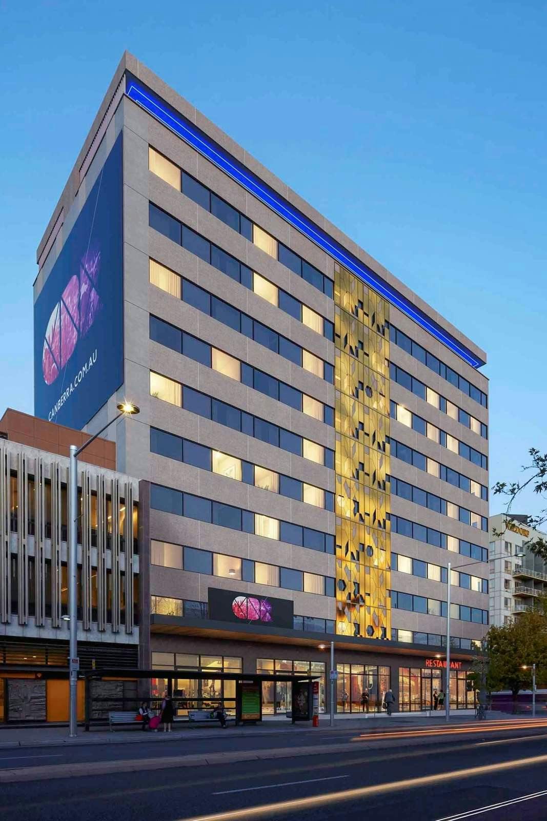 Hotel The Sebel Canberra Civic photo 5