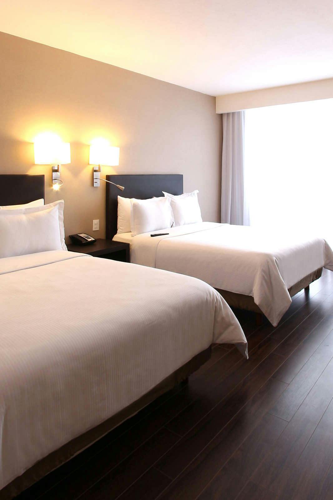 Hotel Fiesta Inn Express Puebla Explanada photo 4