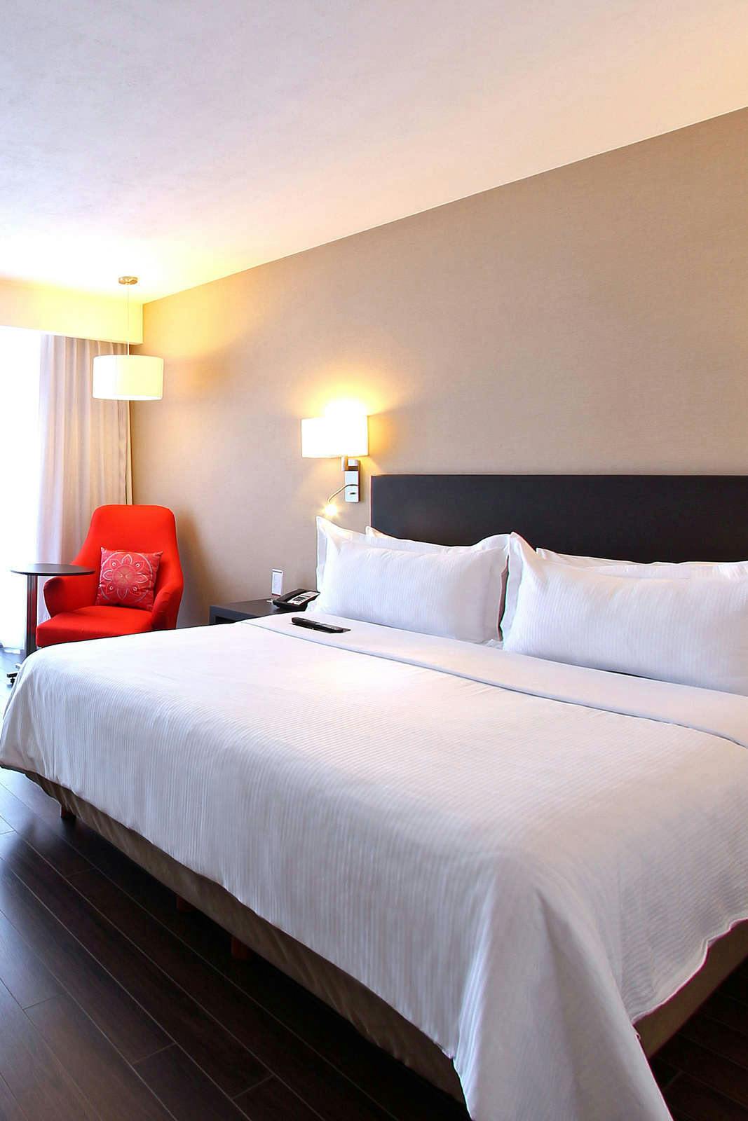 Hotel Fiesta Inn Express Puebla Explanada photo 2