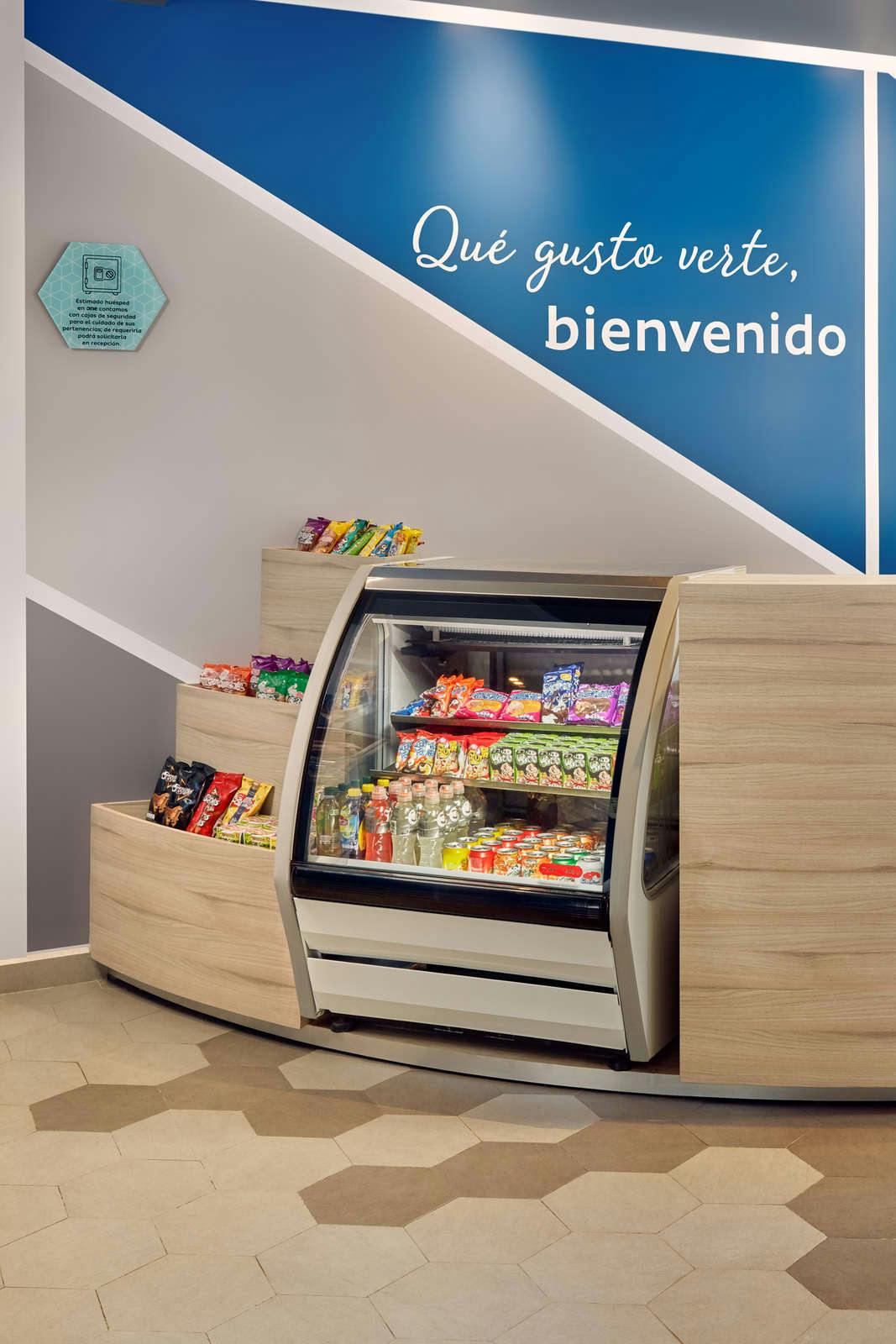 Hotel One Acapulco Diamante photo 5