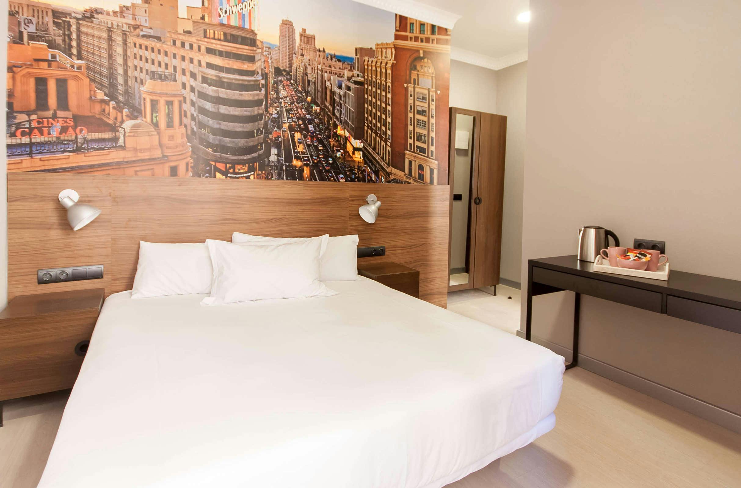 Hotel The Citadel by Pillow photo 2