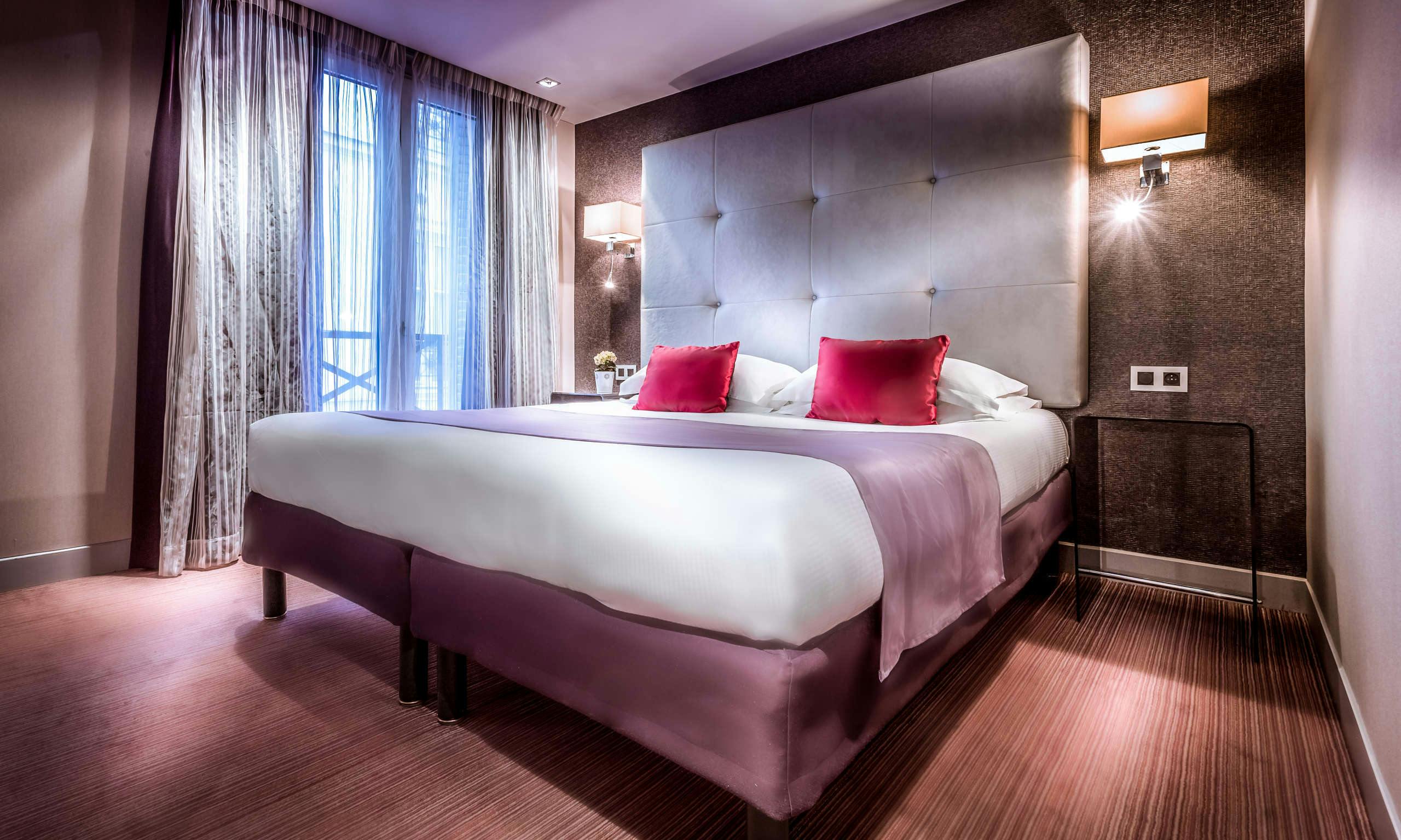 paris hotel opera marigny