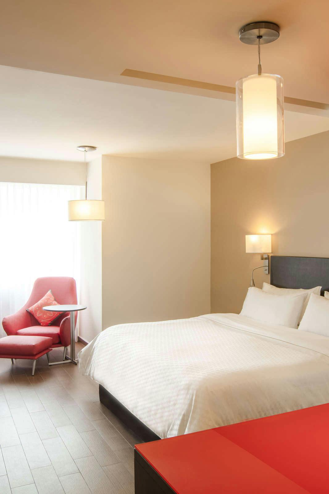 Hotel Fiesta Inn Express Monterrey Centro photo 1