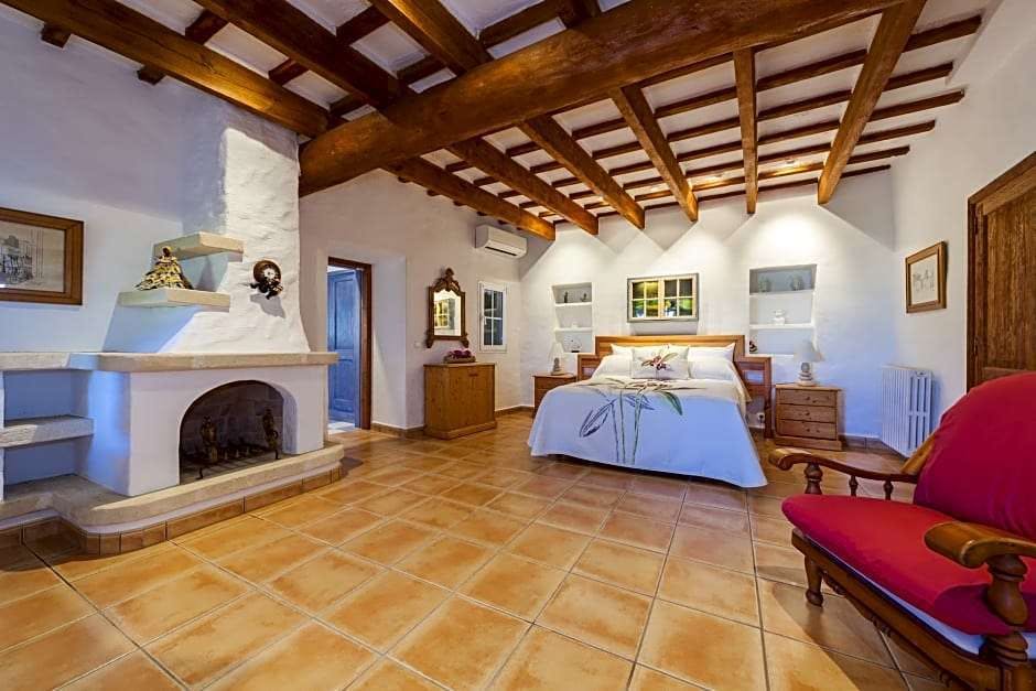 Hotel Finca Ses Cuarterades photo 1