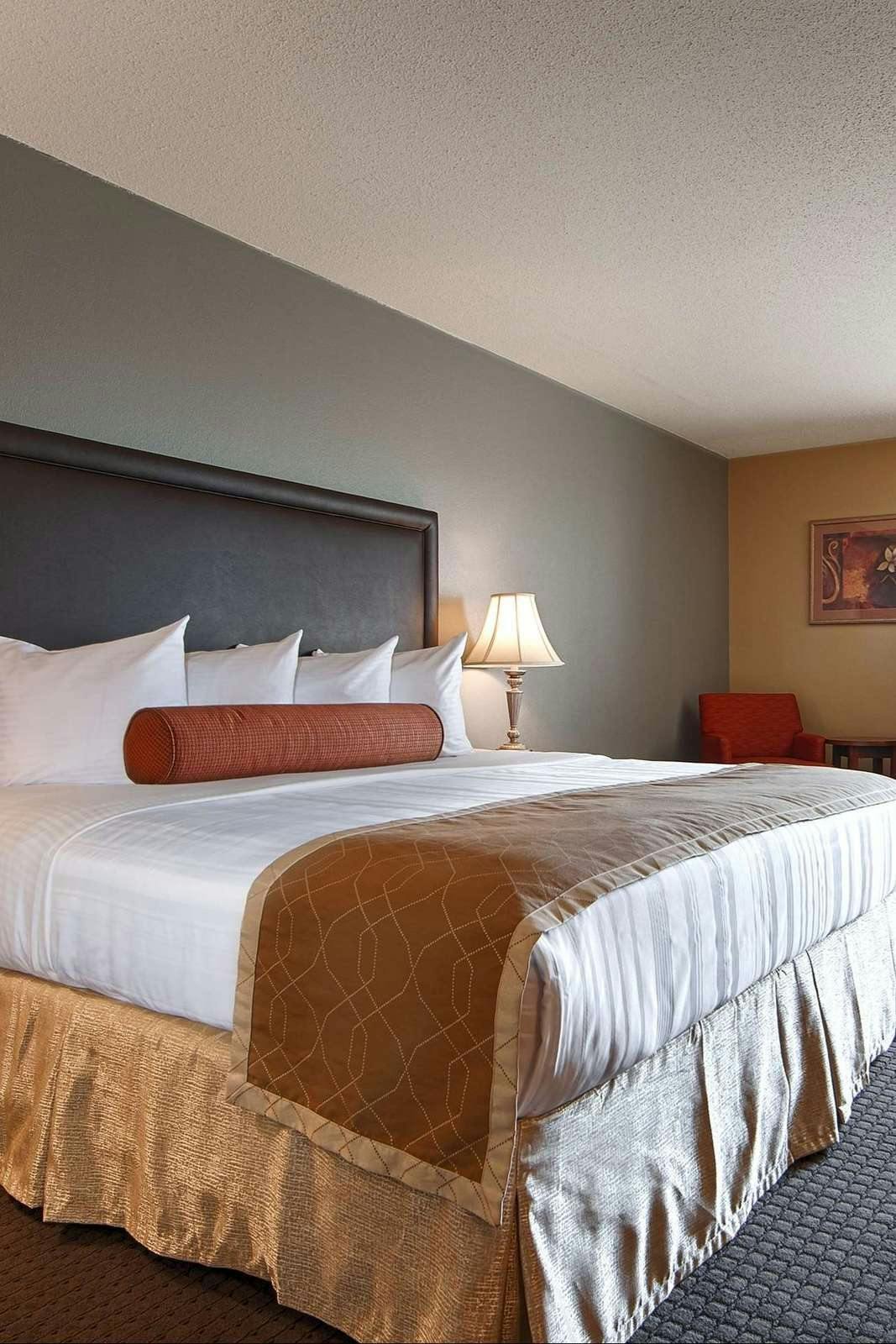 Hotel Best Western Plus The Charles Hotel photo 1