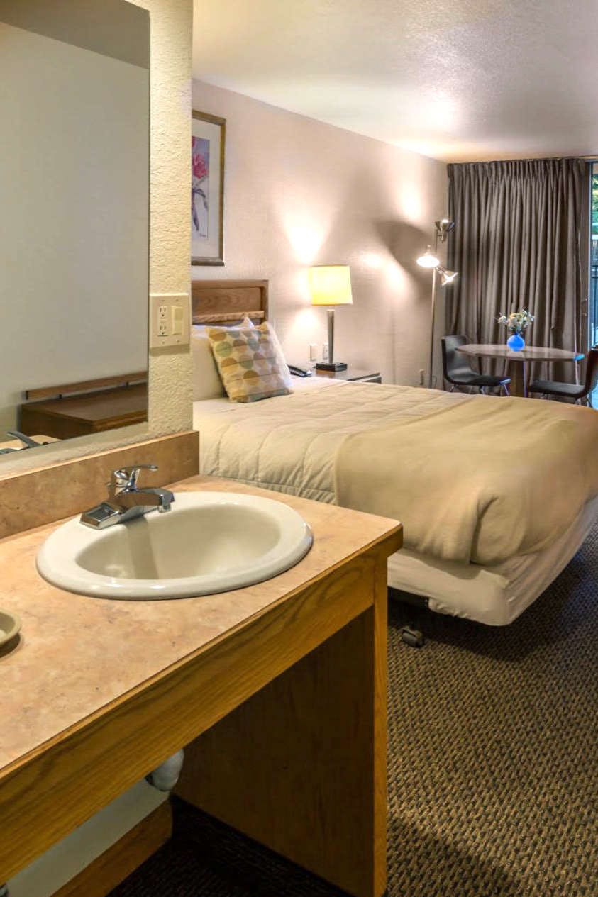 Hotel Firelite Lodge photo 1