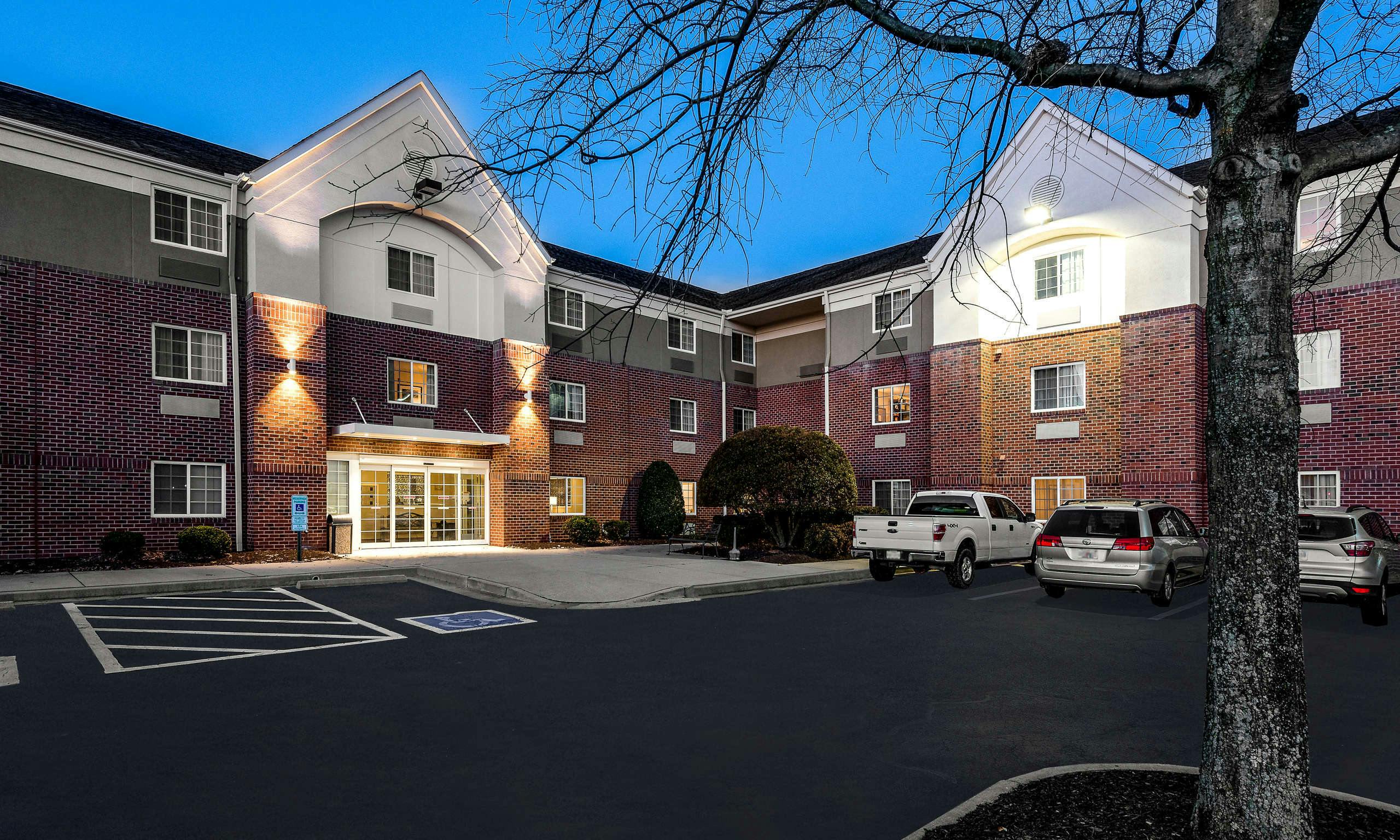 Candlewood Suites Richmond West End Short Pump