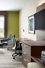Hotel Holiday Inn Express & Suites Savannah N Port Wentworth photo 4