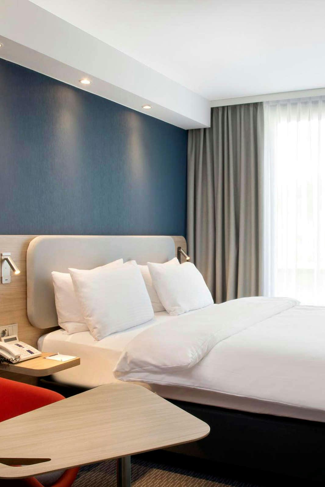 Hotel Holiday Inn Express Regensburg photo 1