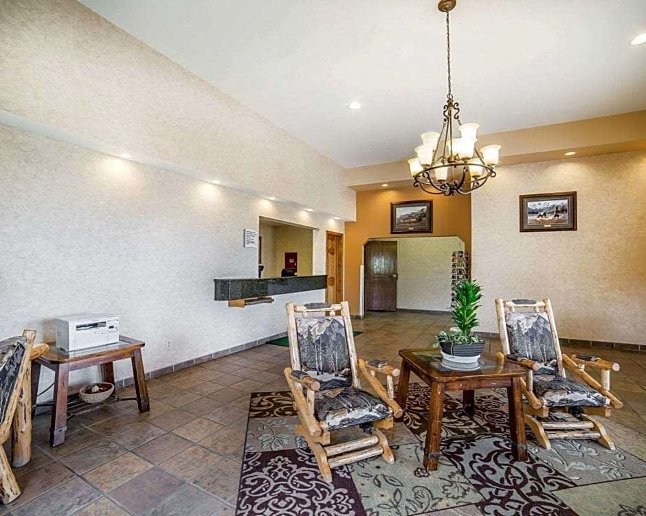 Hotel Spark by Hilton Sheridan photo 1