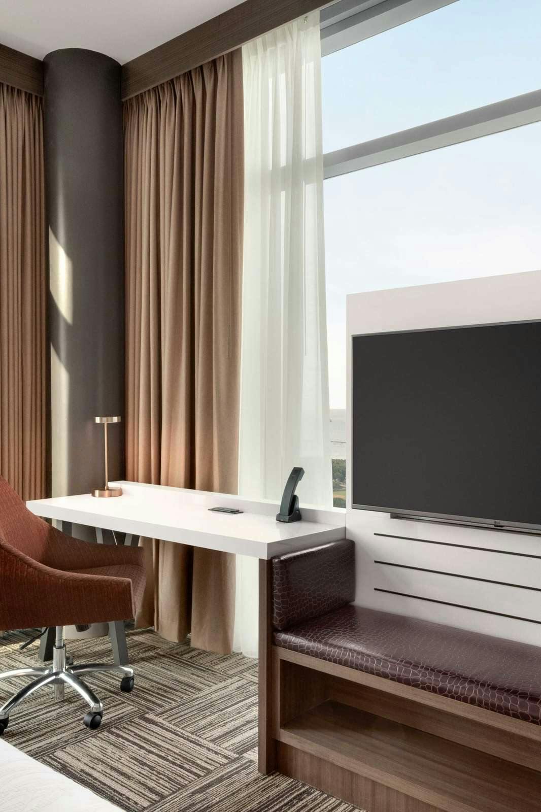 Hilton Garden Inn Chicago Downtown South Loop Chicago Hoteltonight