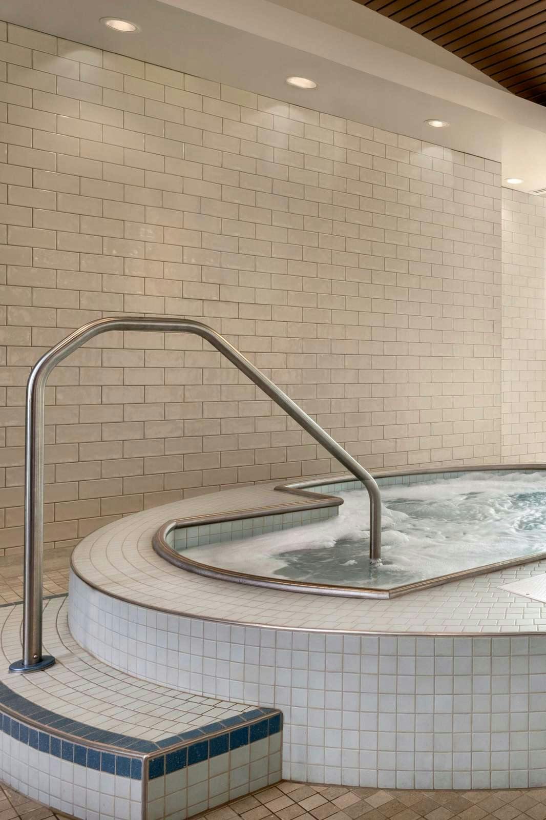 Hilton Garden Inn Chicago Downtown South Loop Chicago Hoteltonight