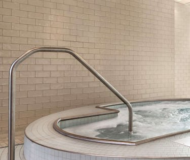 Hilton Garden Inn Chicago Downtown South Loop Chicago Hoteltonight