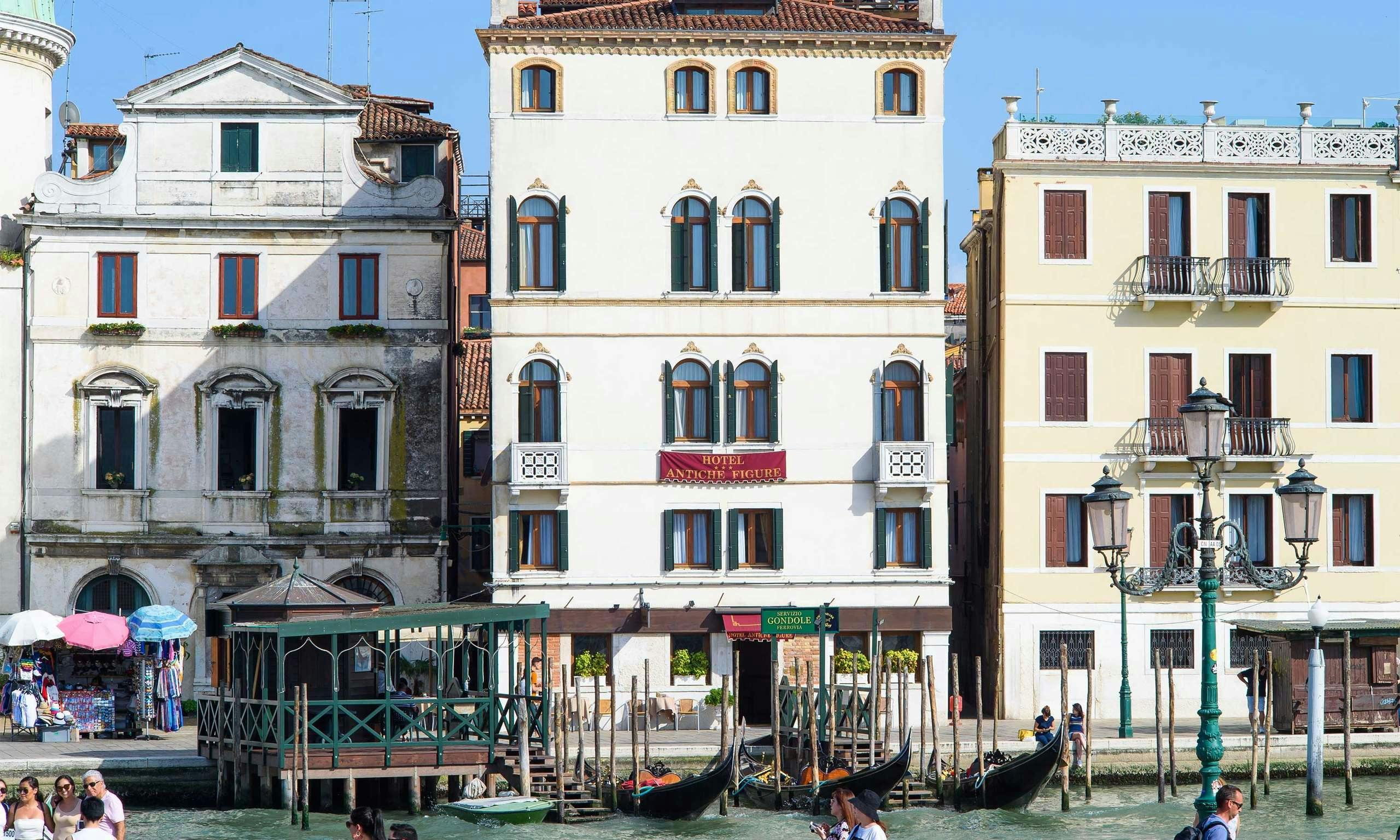 Hotel Antiche Figure